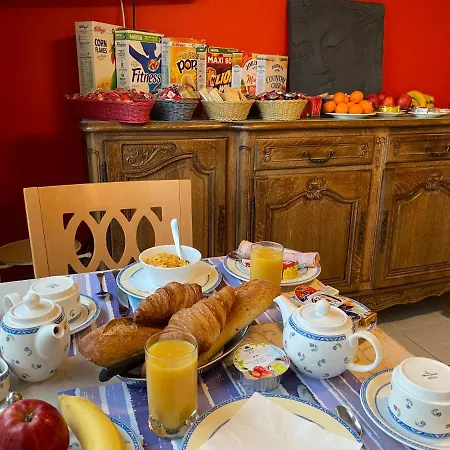 Contact - Les Bleuets & Hotel 3*